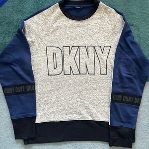 DKNY Men's Gray and Blue Sweater